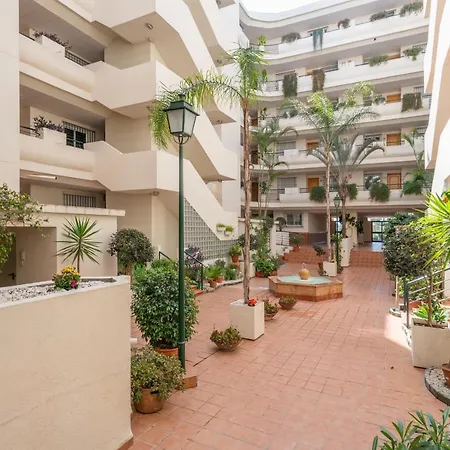 Apartment Hacienda De Guadalmina By Rent Me *
